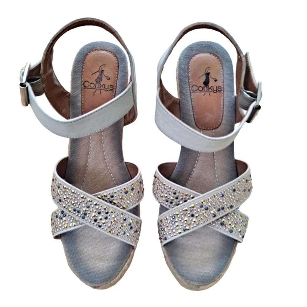 Corkys Tan Nude Beige Studded Wedge Espadrille Criss Cross Sandals sz9